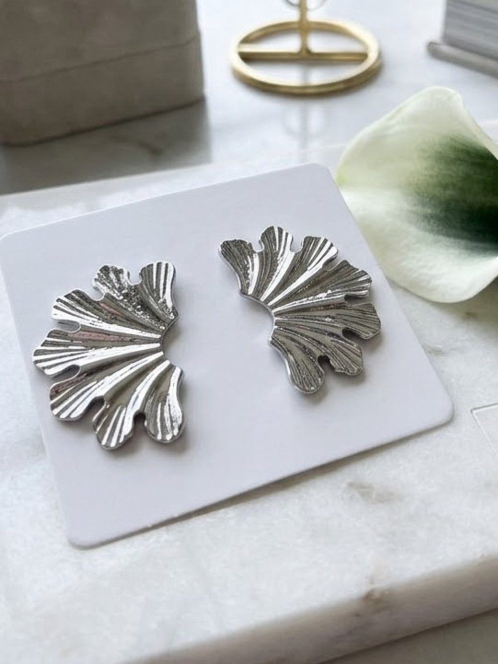 NWT - Silver Leaf Fan Statement Earrings. Runway, Bridal, Event, homecoming